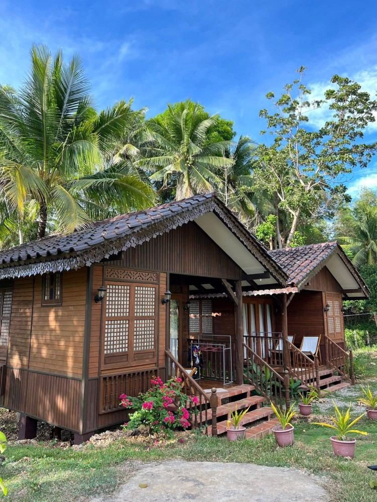 Filipiniana Villa standalone exterior